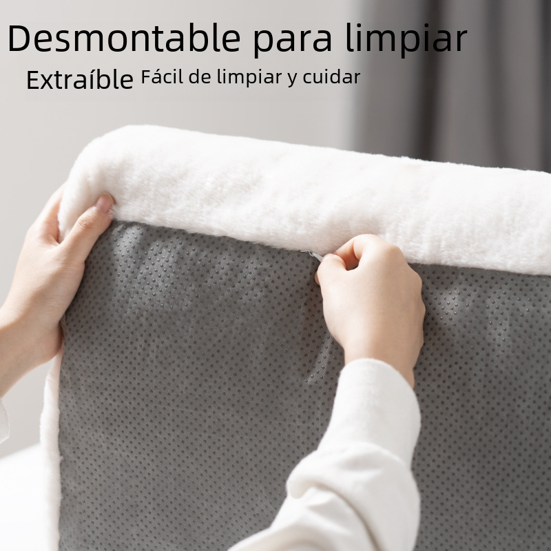 Winter Cat and Dog Bed with Washable Design